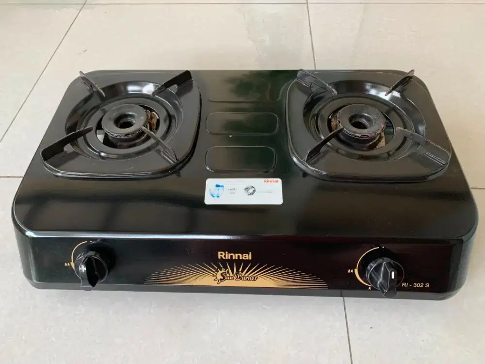 KOMPOR RINNAI 2 TUNGKU SUDAH DAPAT REGULATOR & SELANG