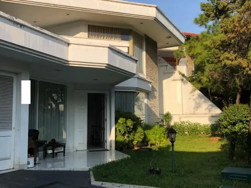 Ss.3890 - Murah !! Dijual Rumah Mewah 18x28 Siap Huni ada Taman dan Kolam Jalan 3 Mobil di Bukit Gading Villa