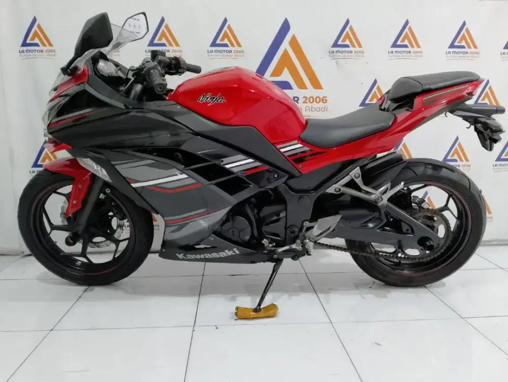 CASH/KREDIT NINJA 250 FI ABS 2017 LOW KM (CC 0%/SPAYLATER/KREDIVO)