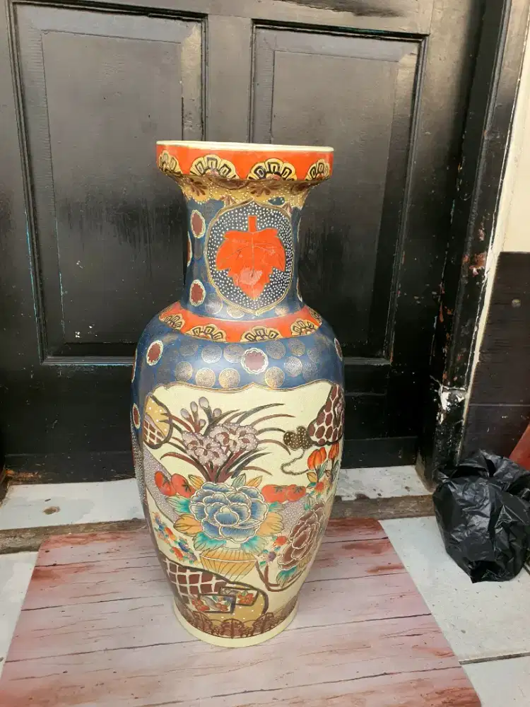 Guci keramik antik