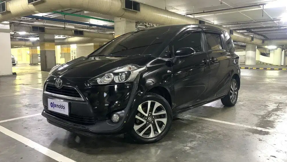 DP RENDAH - Toyota Sienta 1.5 V Bensin-AT 2016