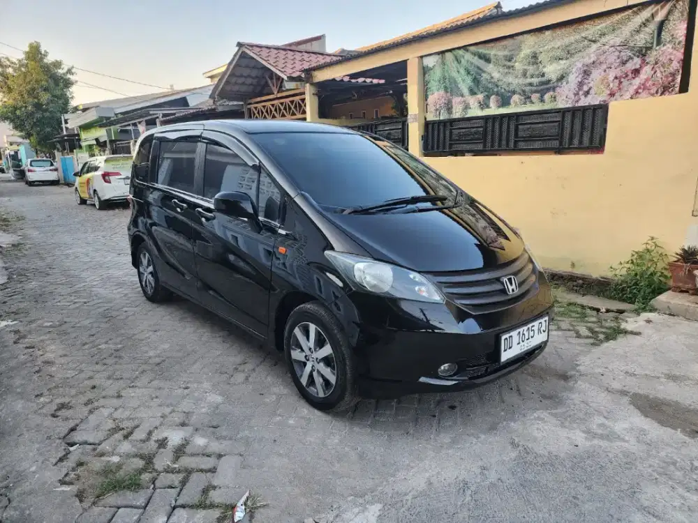 Honda Freed S 2010 mulus nego