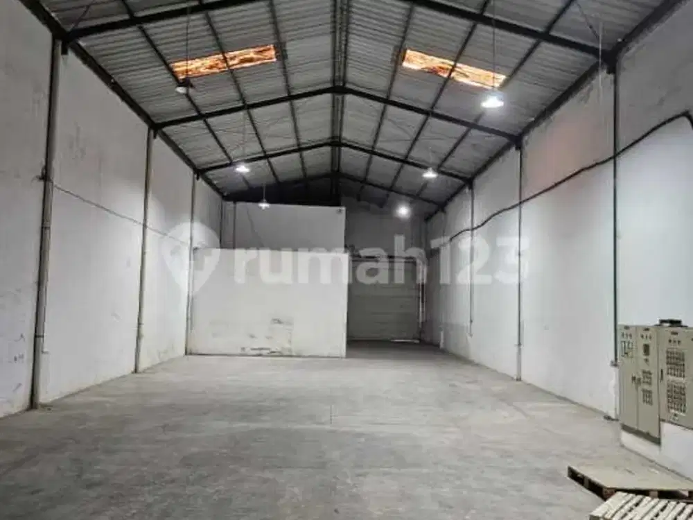 Gudang Surya Balaraja Ada Kantor 2 LT Strategis Cocok Usaha dan Logistik