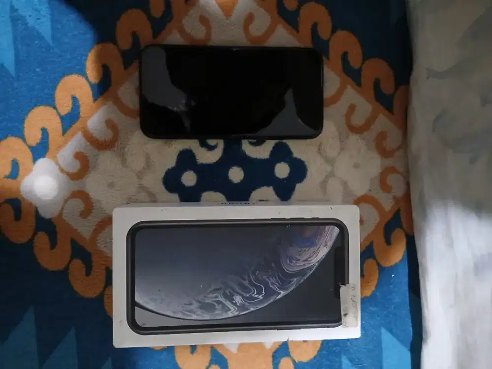 Iphone xr 64gb whitelist