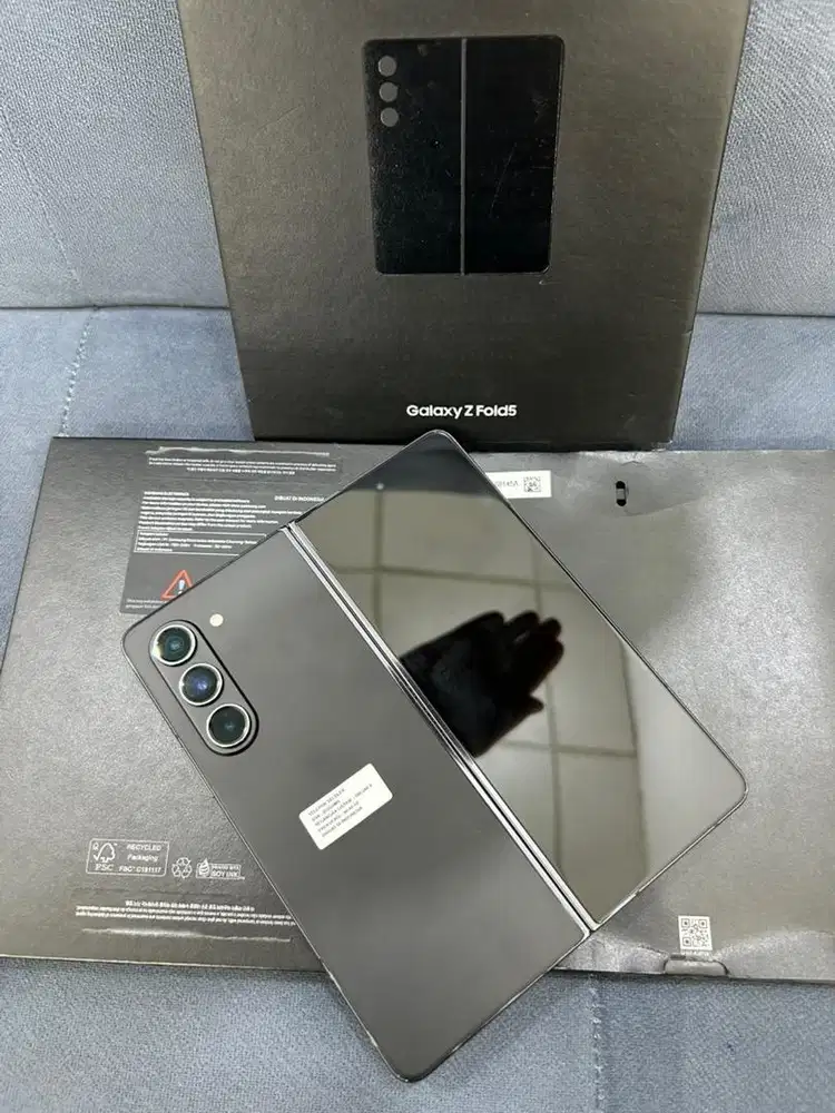 Samsung Z Fold 5 5G , Phantom Black , 12/1TB Sein