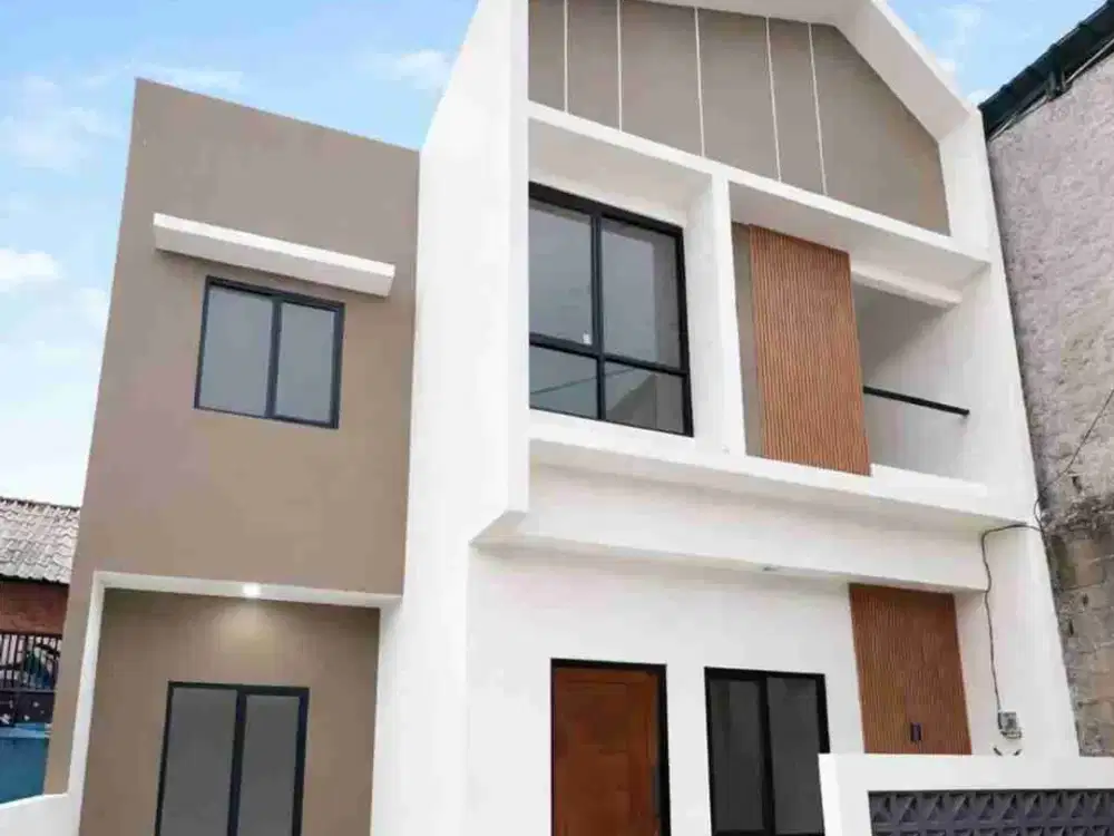 Jual Rumah Luas 2 Lantai Siap Huni Strategis di Pamulang