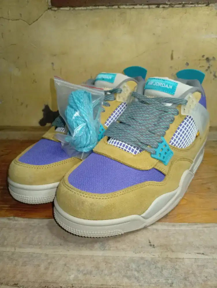 Jordan 4 retro new size 44