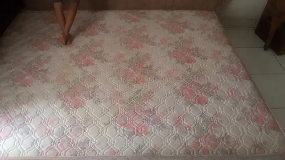 Spring bed ukuran 180x200 cm sesuai foto dan borongan sofa 2 side