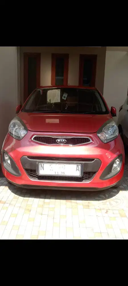 Dijual mobil KIA Picanto 2014 mulus