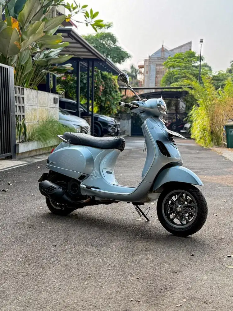 Vespa Lx 125 iGet LED 2022