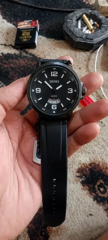 Skmei Quartz black