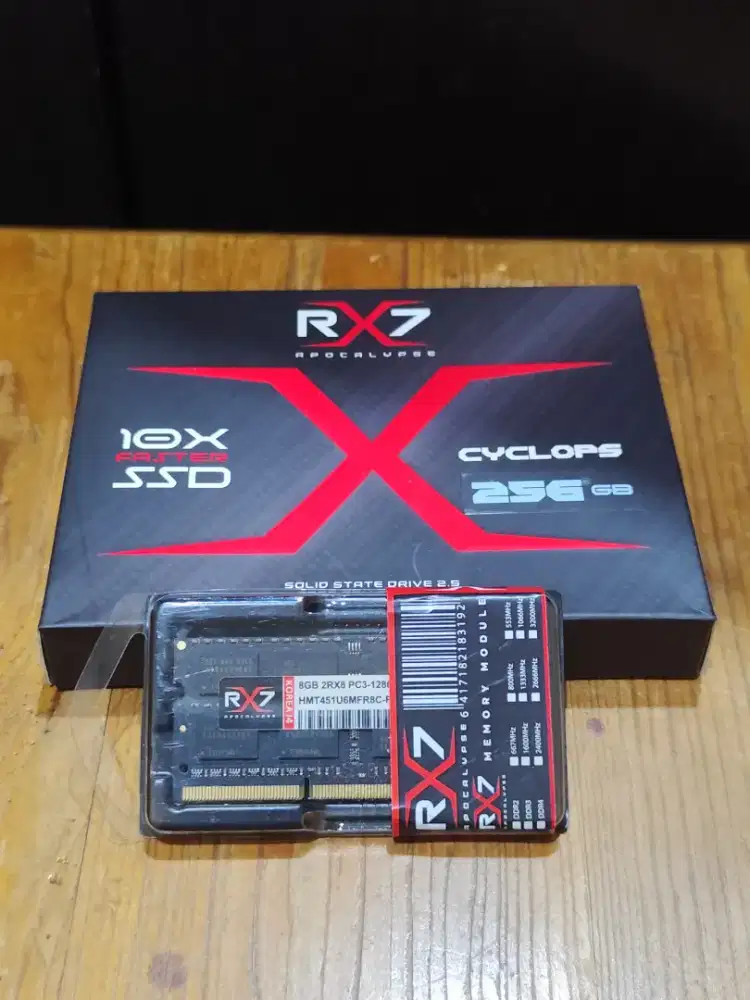 SSD SATA 256GB RX7 & RAM DDR3 8GB RX7