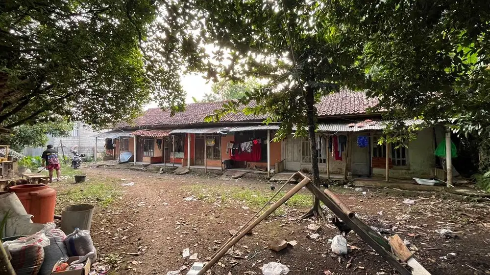 RUMAH KOST 8 PINTU