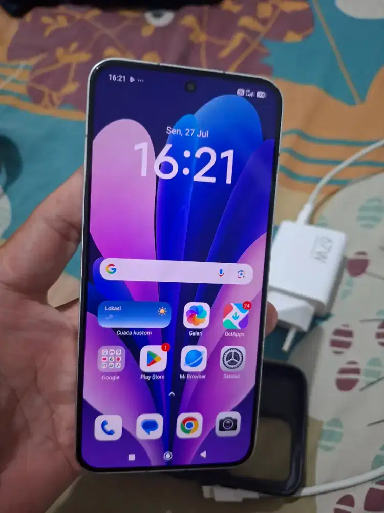 Xiaomi 13 5G. 8/256