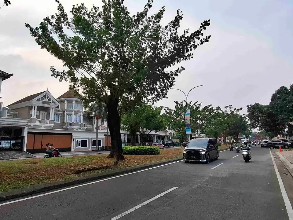 Kavling Hoek di Boulevard Komersial, Posisi Dekat Mal Living World!