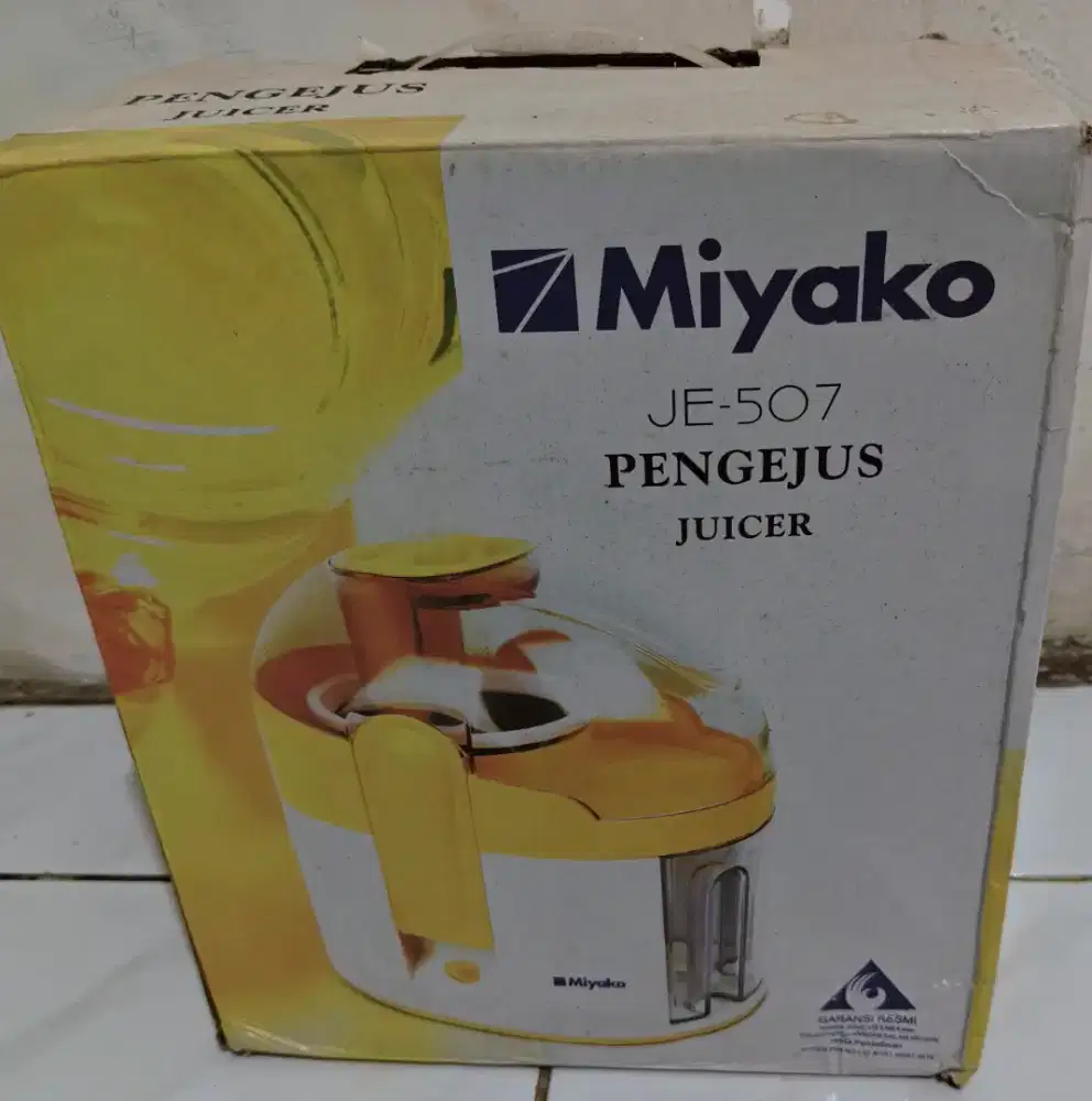 Juicer Miyako JE-507