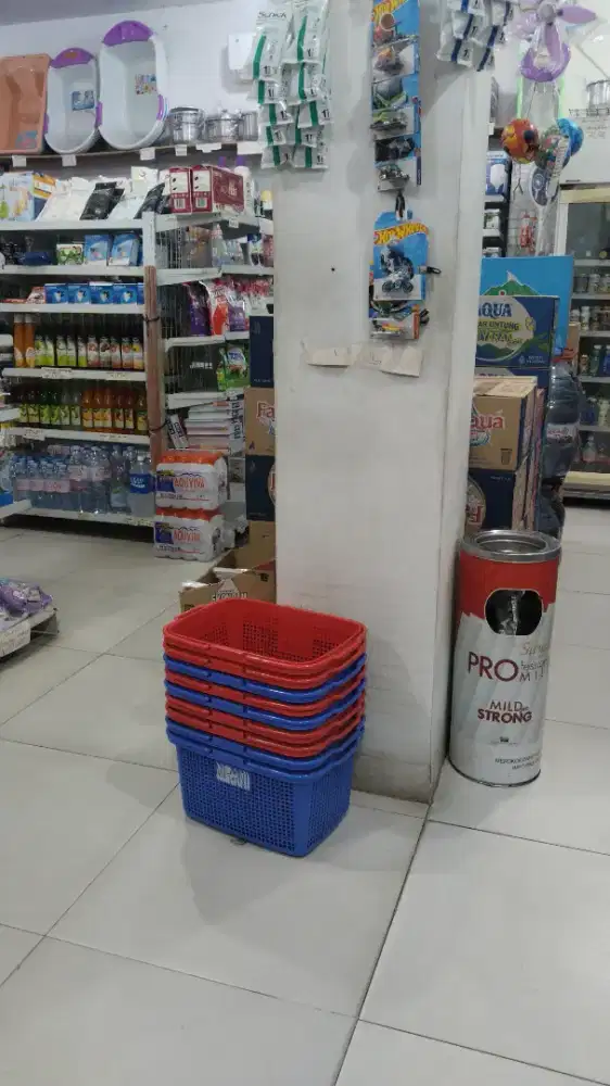Lowongan kerja jaga toko minimarket sembako untuk wanita