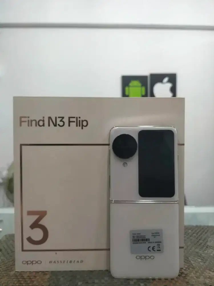 Find N3 Flip krem emas 12/256 GB