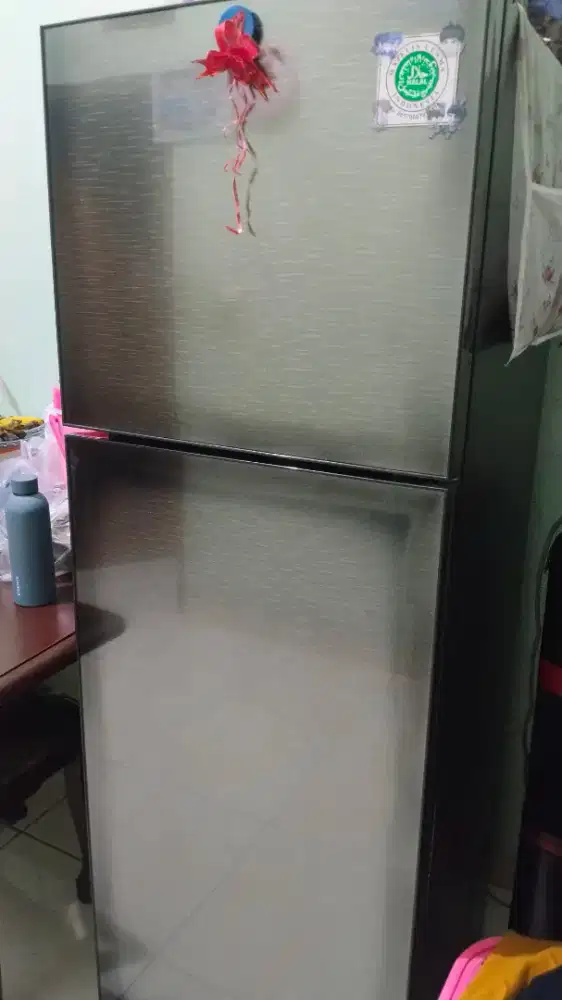 KULKAS SHARP 2 PINTU