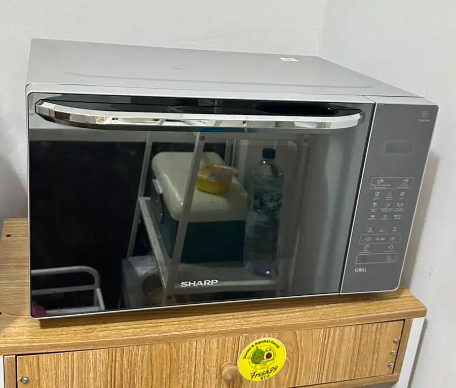 Microwave low watt sharp