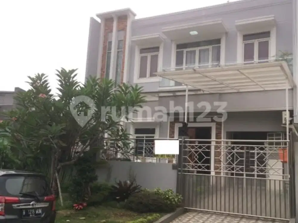 Rumah Bangunan Mandiri Semi Furnished di Cluster Sapphire Phg Gading Serpong, Tangerang