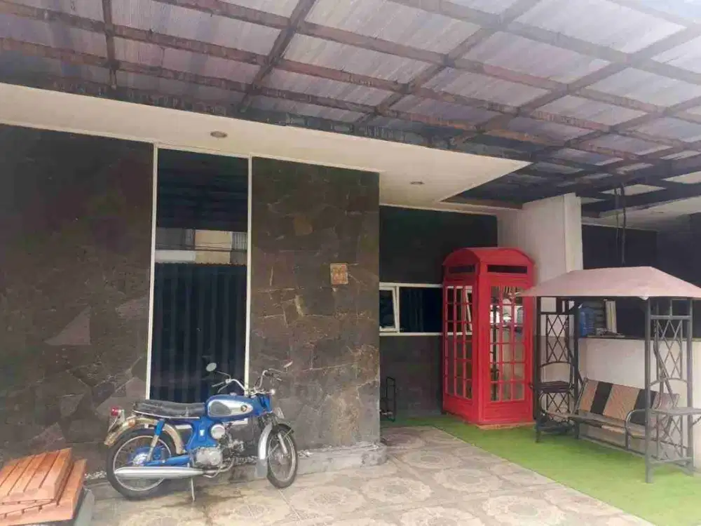 Rumah FULL FURNISHED di Komplek Turangga dekat Jl Raya Buahbatu LB 110 harga 2,7 Milyar Nego