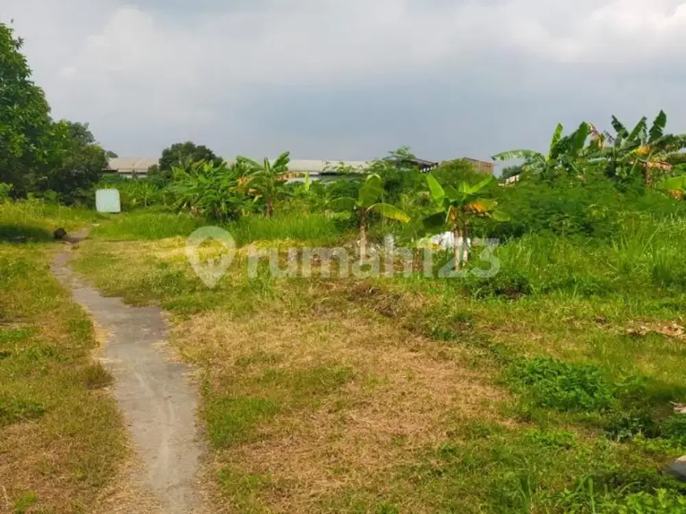 Tanah Di.kawasan Osaga Periuk Kotamadya Tangerang