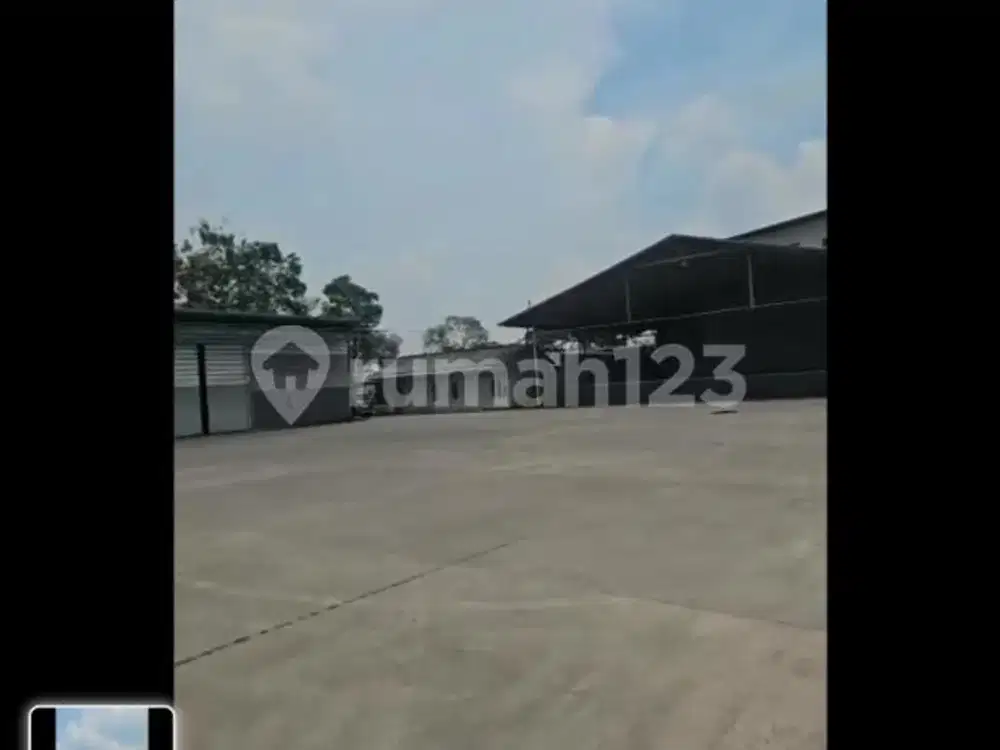Gudang Mandiri Ijin Industri B3 di Raya Perancis Benda Tangerang