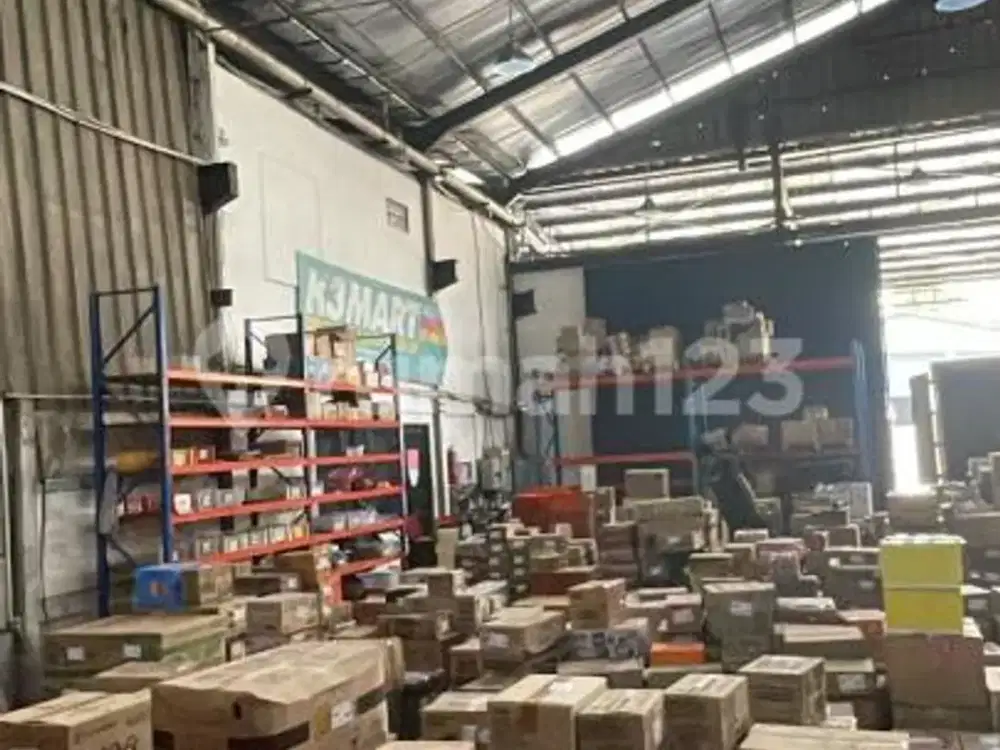 Gudang di Kavling Dpr Cipondoh Tangerang