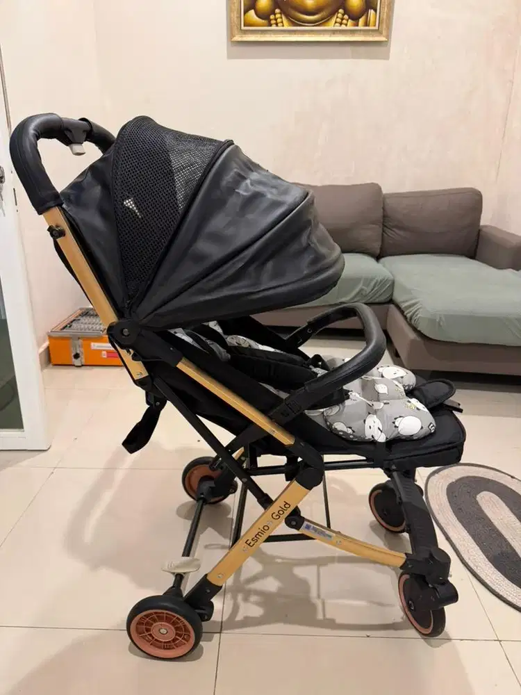 Stroller BabyDoes Esmio Gold