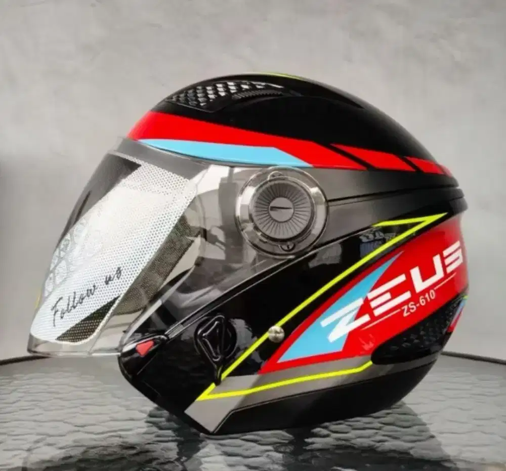 Helm Zeus 610 UK L BARU