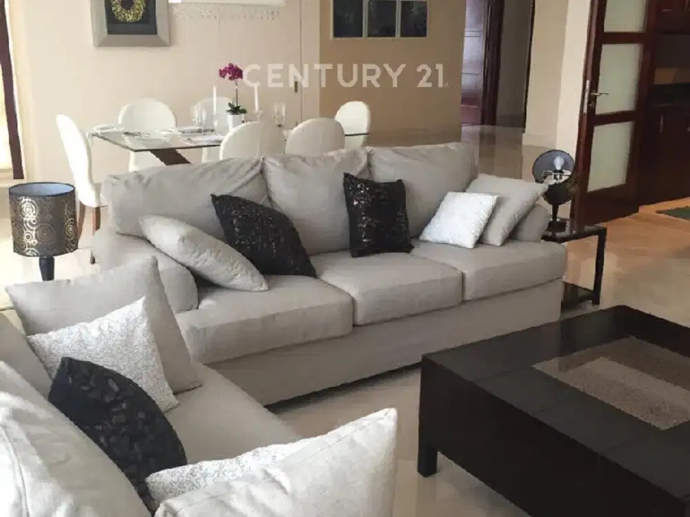 SCBD Suites 2  Bedroom 165 Sqm