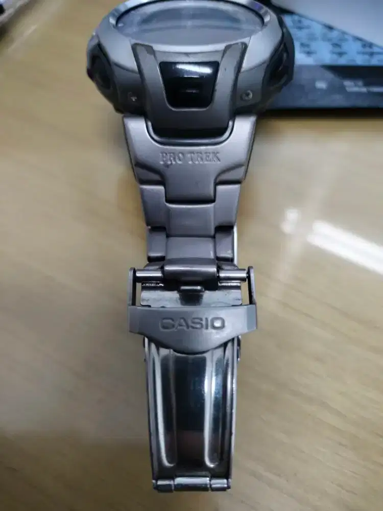 Jam tangan vintage Casio PROTREK PRG 60T
