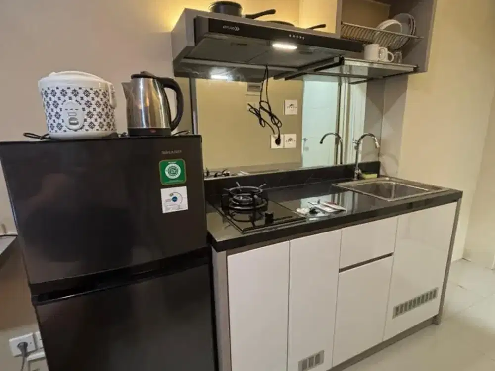 Sewa Tahunan Amor Pakuwon City 2BR full Furnish Lantai 7 hanya 60Jt