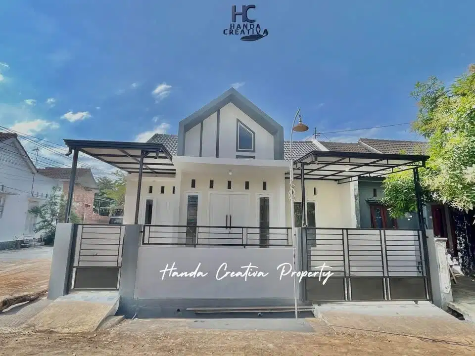 RUMAH SCANDINAVIAN DEKAT RSI FATIMAH BANYUWANGI !!