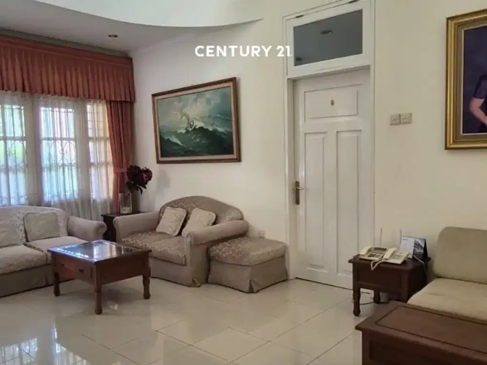 Rumah Mewah Semi Furnished Di Kota Legenda Grand Wisata Cibubur
