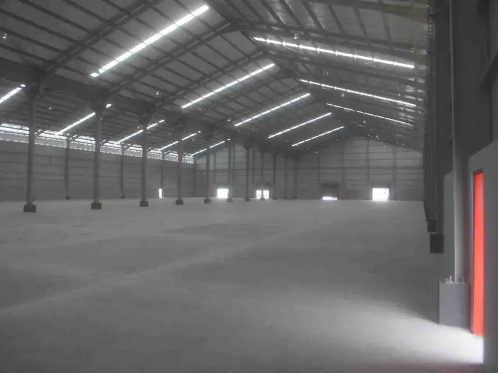 Gudang bangunan baru siap pakai, bebas banjir di kawasan industri dan pergudangan Delta Silicon ,Cikarang selatan, bekasi kabupaten