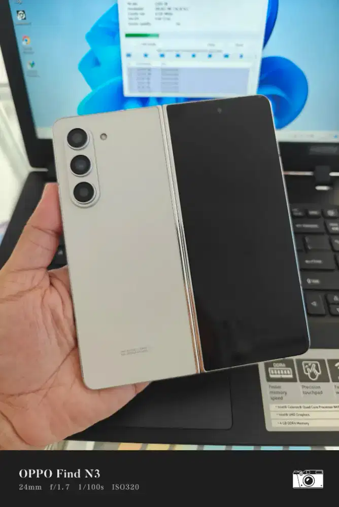 Samsung ZFold 5 (12/512Gb) Fullset super mulus