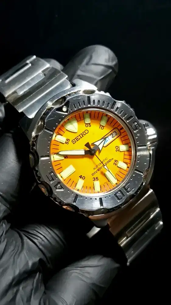 Seiko Monster Orange Gen 1 Original
Rare Item