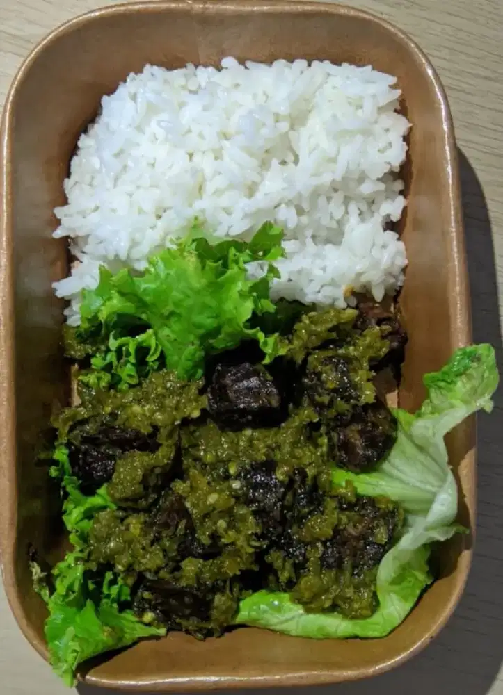 Dibutuhkan karyawan warung seblak