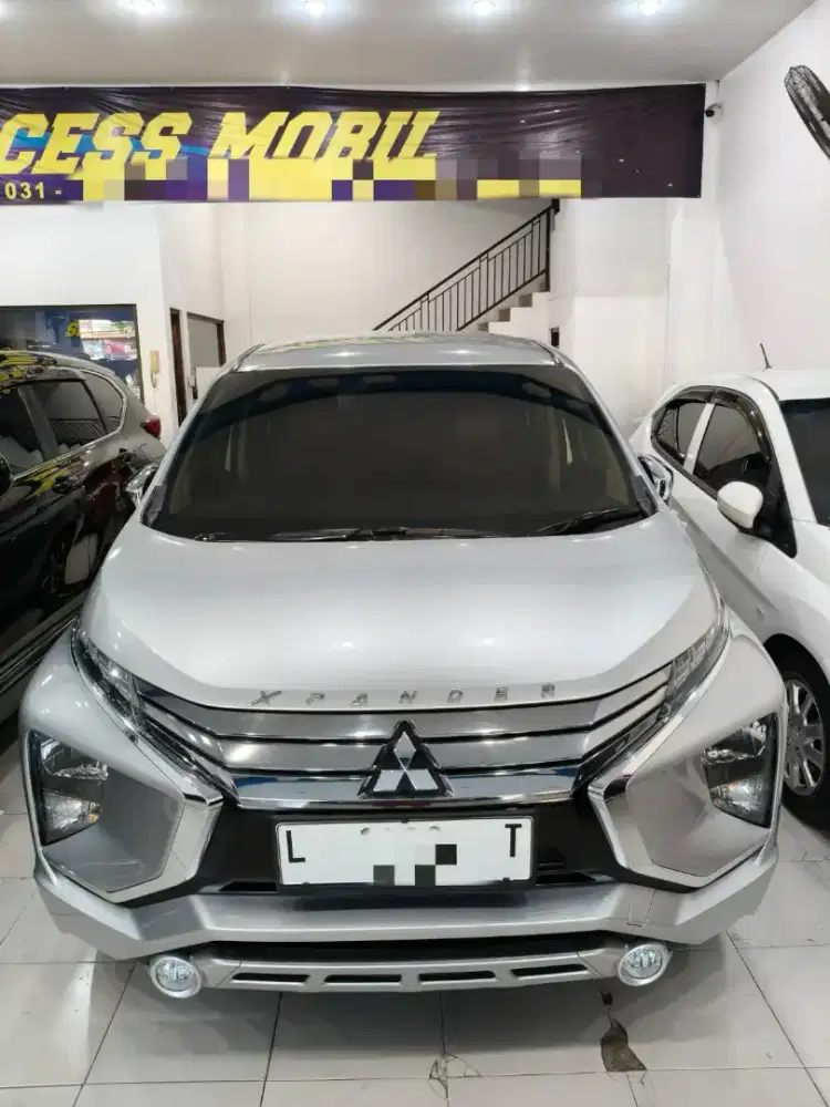 Mitsubishi Xpander Ultimate 2018 Matic Silver Mulus
