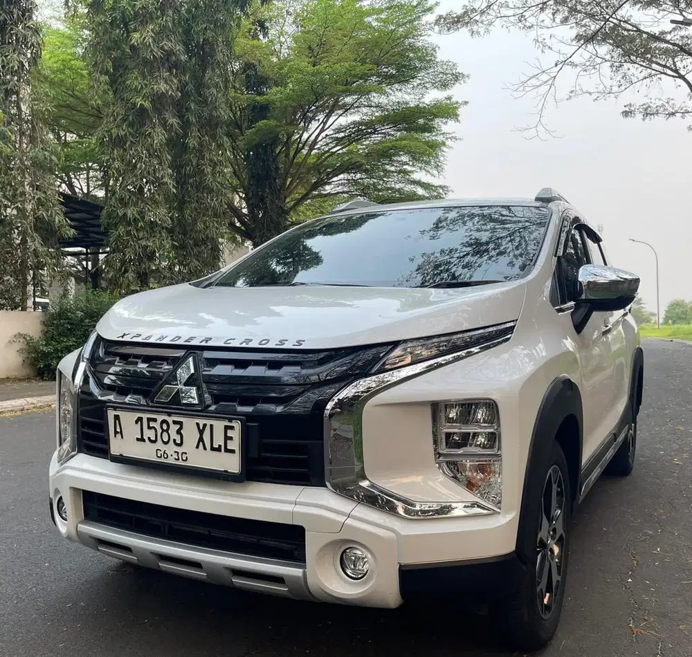 (LOW KM) Xpander Cross Premium 2022 AT Matic PUTIH Rush 2023 XL7 2021