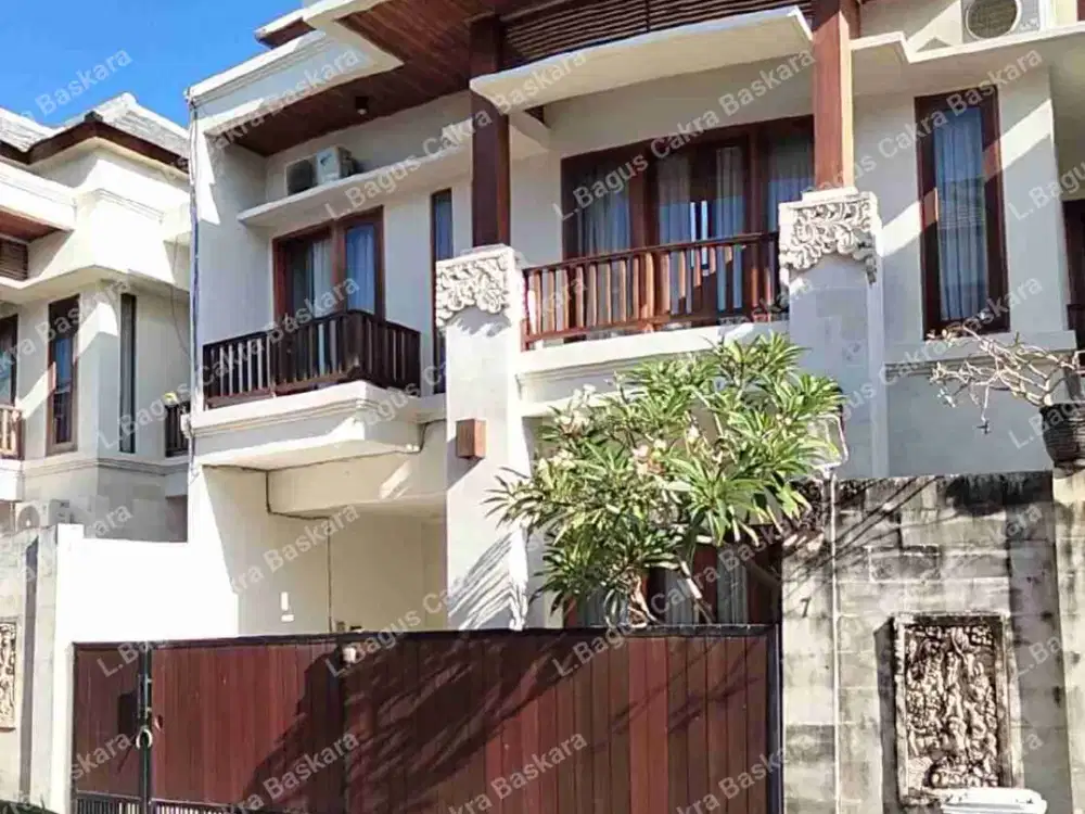 Disewakan Rumah 2 Lantai Full Furnished Minimalis Modern One Gate System Renon Denpasar Selatan
