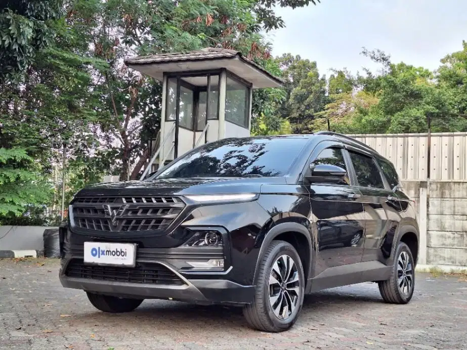 Wuling Almaz 1.5 Exclusive 5-Seater Bensin-AT 2022