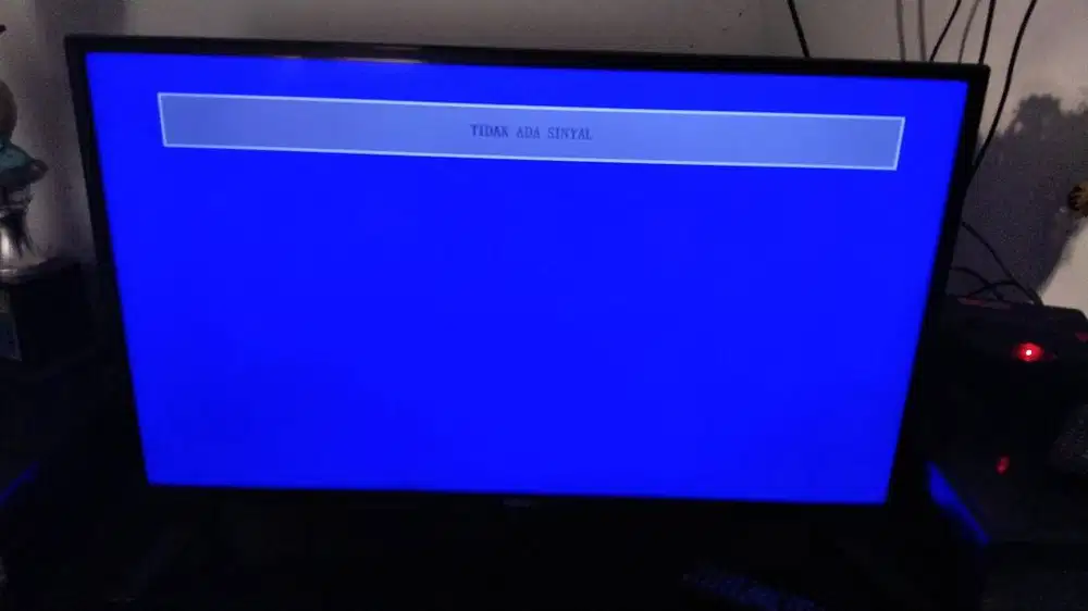 Tv analog mrk aqua 32 in