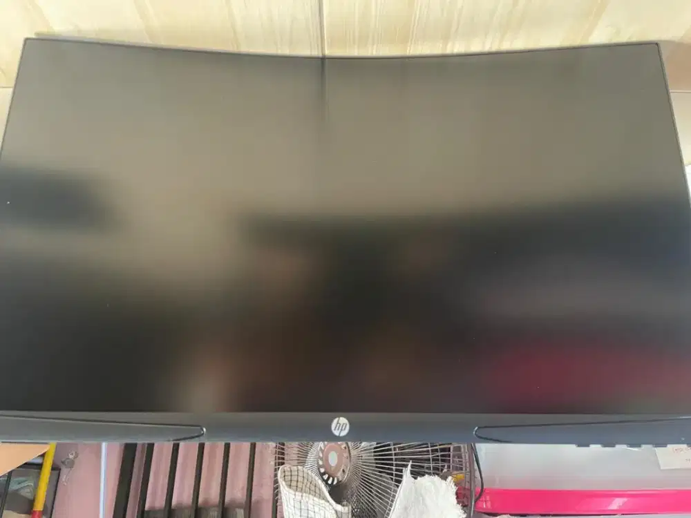 HP X24c Gaming Monitor