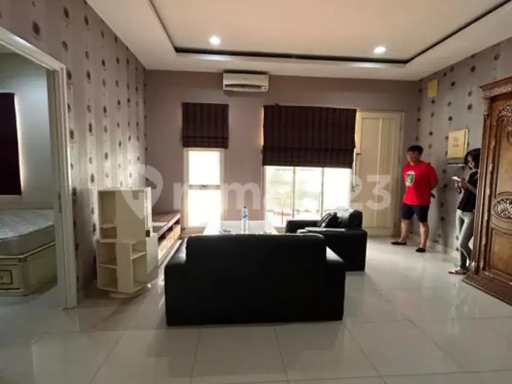 Disewakan Rumah Golf Lake Residence