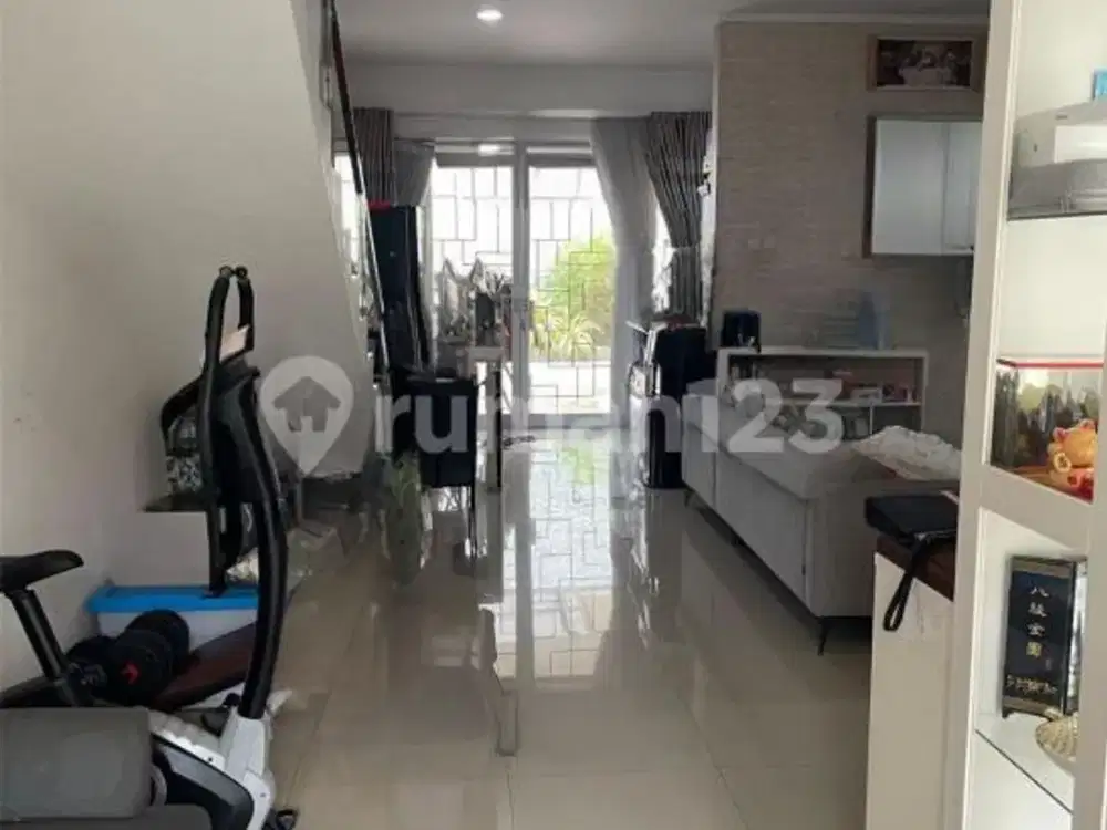 Dijual Rumah Taman Surya 5 Pegadungan Kalideres