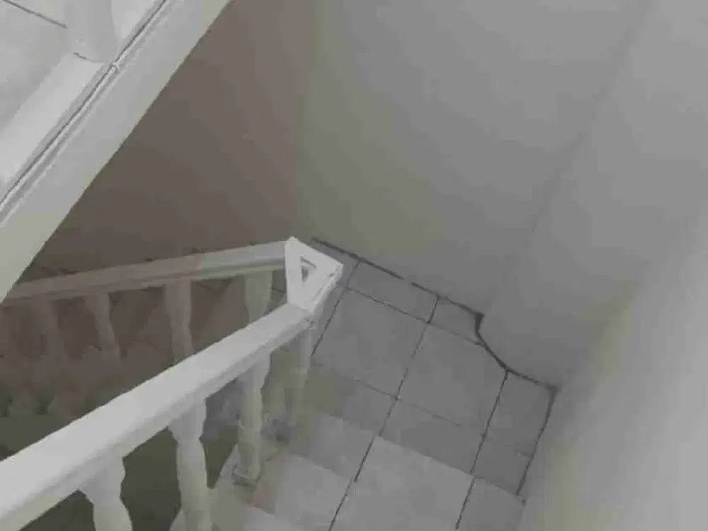 murah rumah 2lantai taman palem lestari 4x12,5 jakarta barat