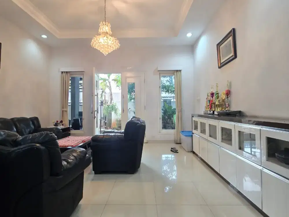 Dijual Rumah di Bangka - Jakarta Selatan dengan Kolam Renang